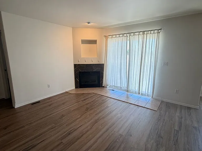 9545 Goodrich Rd SE — Photo 5