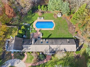 53 Maple Ln, East Hampton, NY 11937