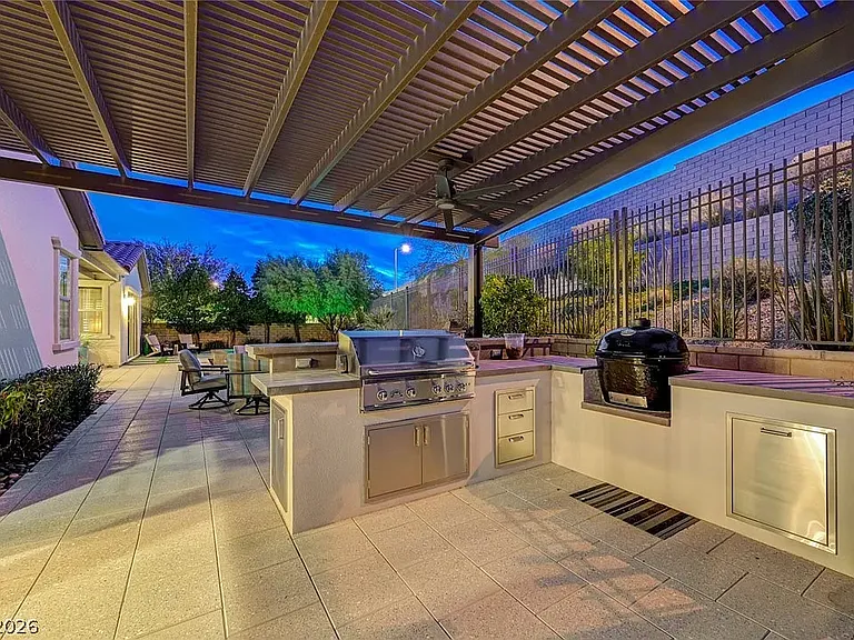81 Navarra Canyon Ct — Photo 61