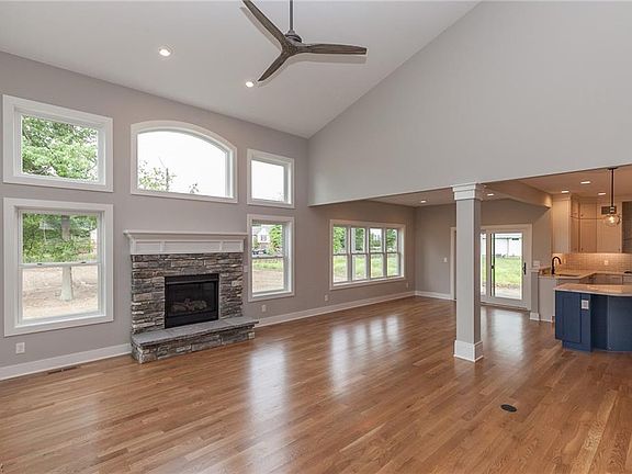 4th image of 1822 Granite Ct