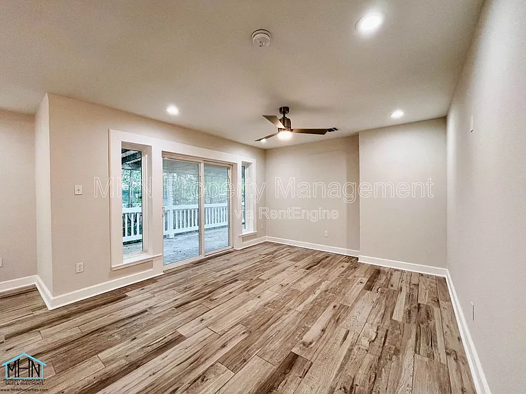 810 Elizabeth Rd — Photo 13
