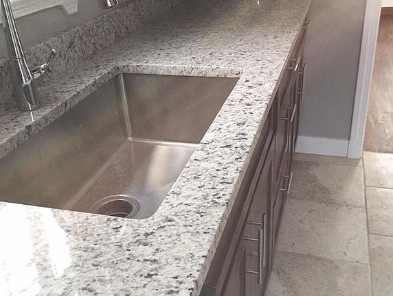 3rd image of 26350 Lake Shore Blvd