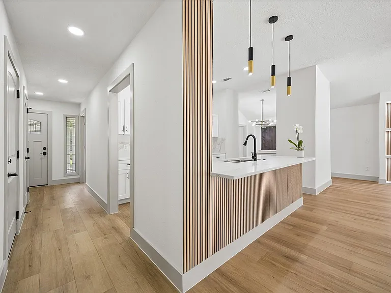 9214 Grandview Park Dr — Photo 6
