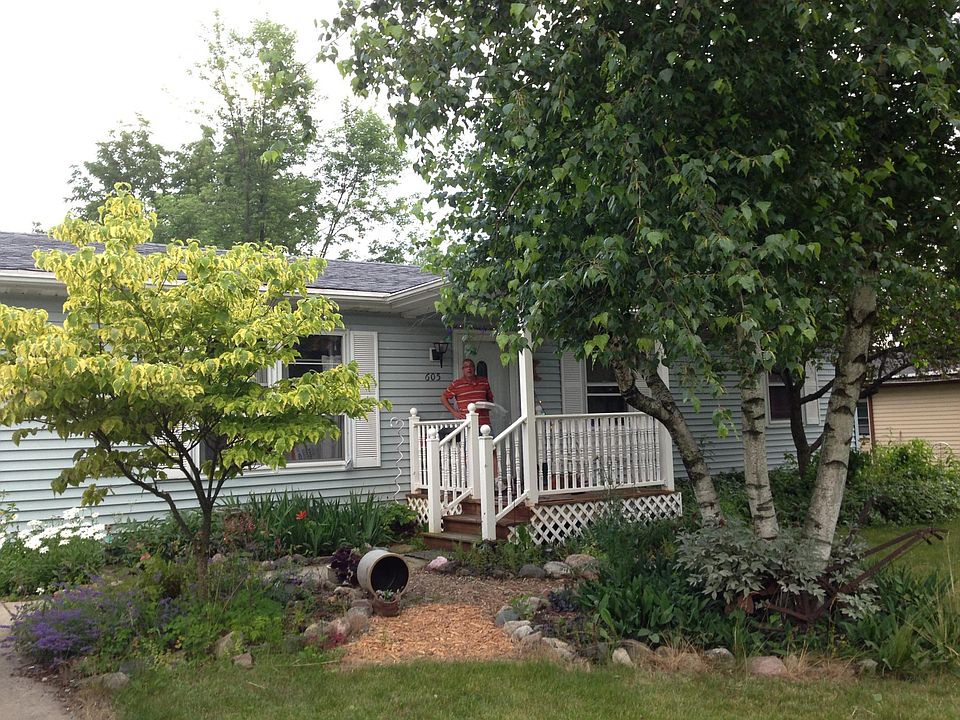 Front of house, 2013