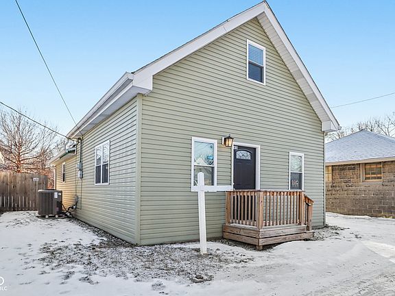 4th image of 1418 S New Jersey St