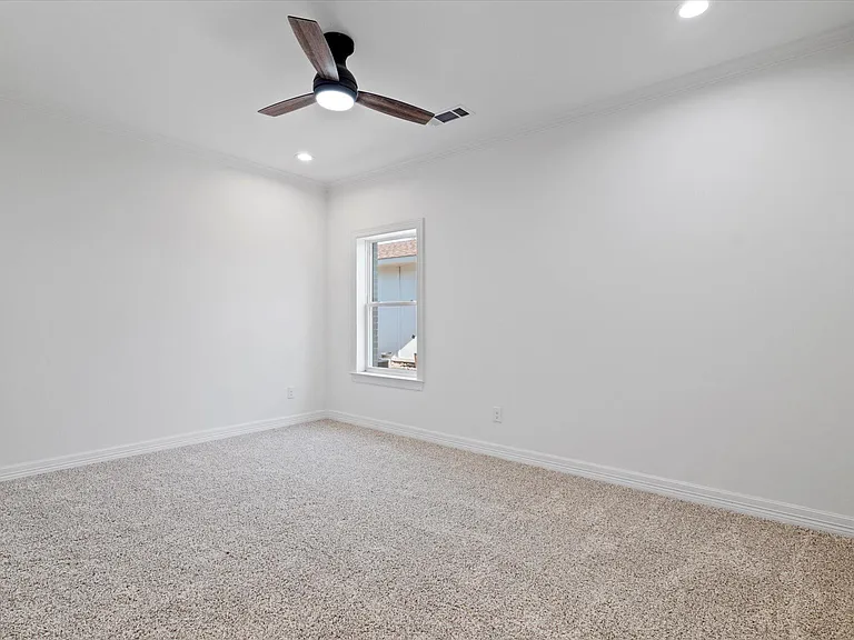 5552 Vaden St — Photo 15