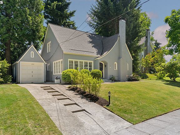 2nd image of 6216 SE Reed College Pl