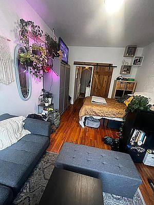 1st image of 624 E 11th St APT 3C