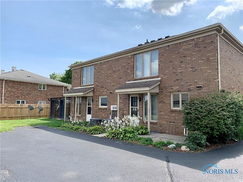 2nd image of 5444 Cresthaven Ln