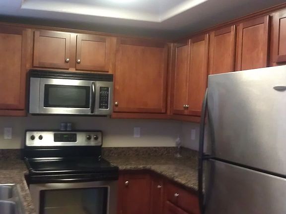 5th image of 1403 N Broadway N #C