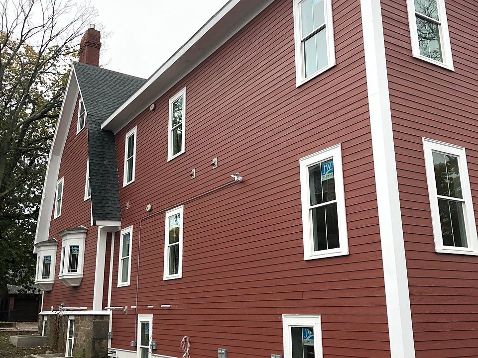 2nd image of 18 Murdock St #2PB