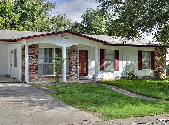 3rd image of 7411 Westlyn Dr