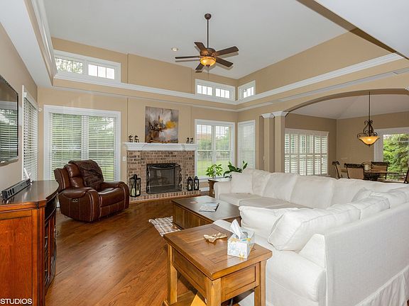 4th image of 13507 Summergrove Dr
