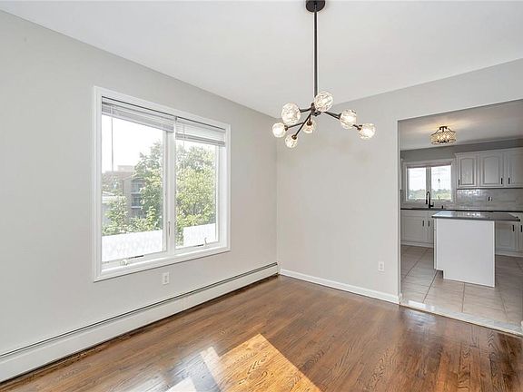 5th image of 32 New St #B