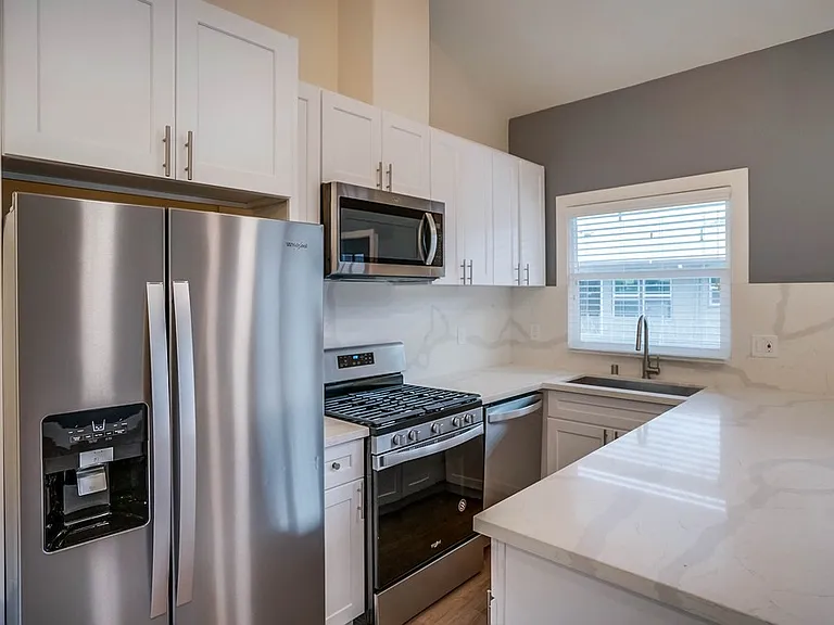 115 N Eastwood Ave — Photo 19