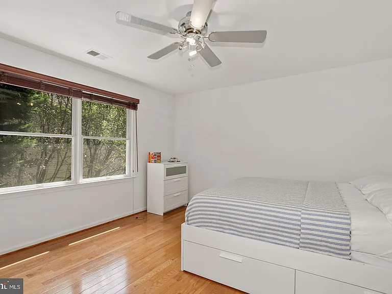 5045 Worthington Woods Way — Photo 27