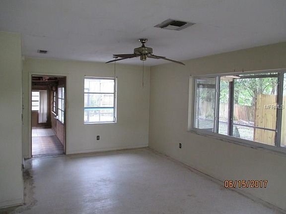 2nd image of 1120 Gerona Ave