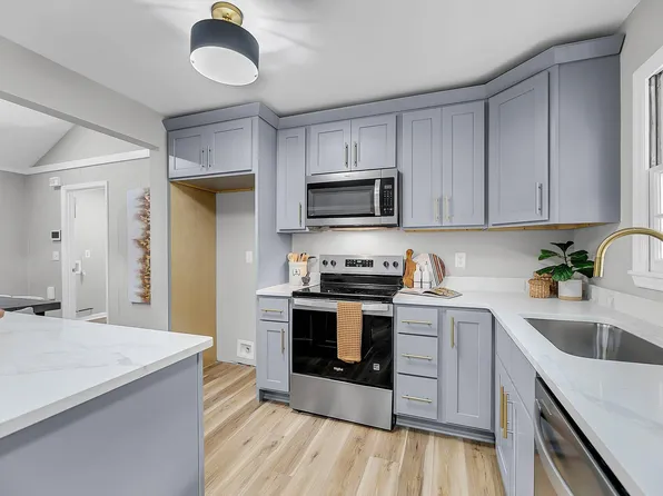 1393 Secessionville Rd, Charleston, SC 29412