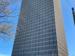 6700 S South Shore Dr APT 3J, Chicago, IL 60649