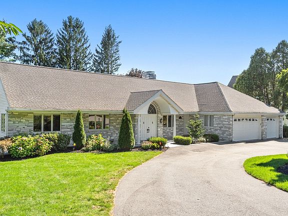 2nd image of 67 Crestview Rd