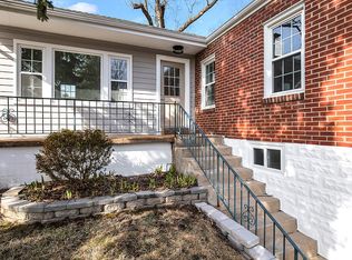 1113 Earl Ave, Saint Louis, MO 63122