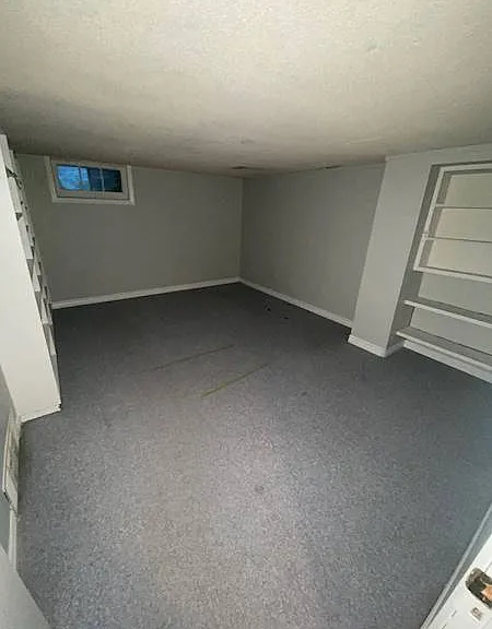 12 Margaret Ave N — Photo 17
