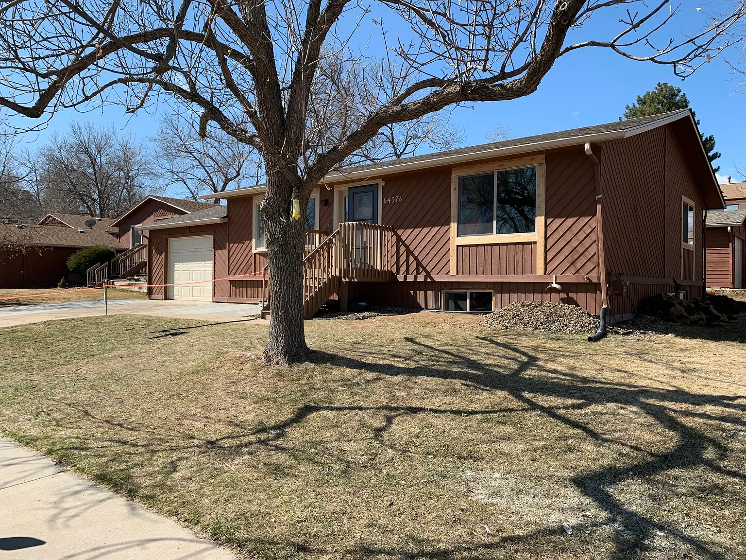 3 bed, 2250 sqft, $2,750 — Photo 2