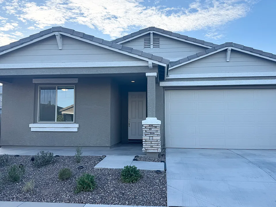 9754 E Satellite Dr