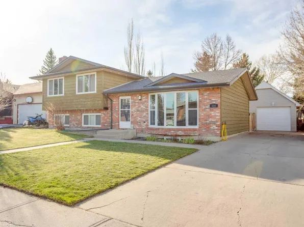 114 NE Laval Ct W, Lethbridge, AB T1K 4G3