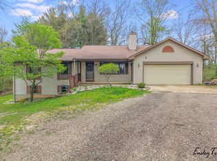 9750 Tiffany Creek Dr NE, Rockford, MI 49341