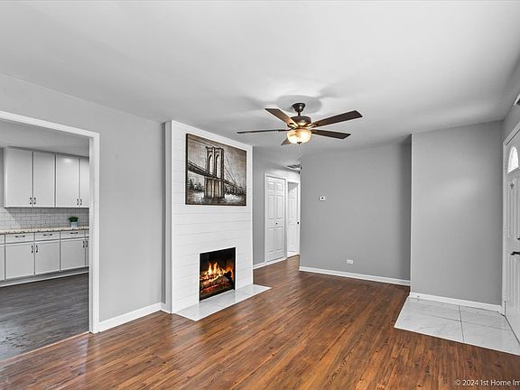 5th image of 304 Shabbona Dr