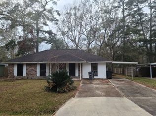 11123 Harvest Dr, Greenwell Springs, LA 70739