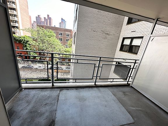5th image of 305 E 86th St Unit 5AE