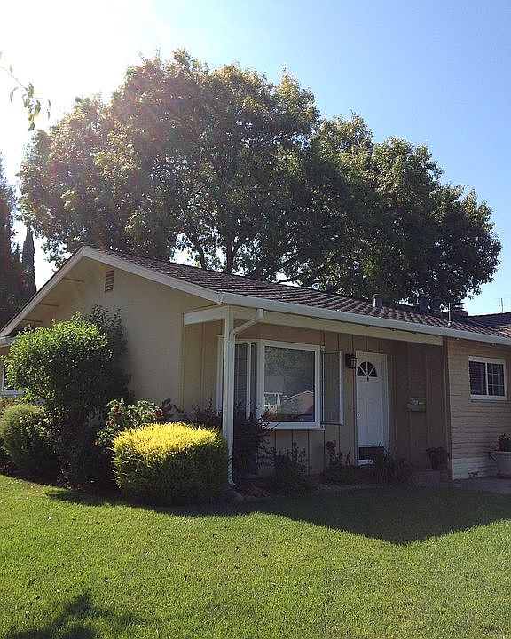 1st image of 1569 Darlene Ave