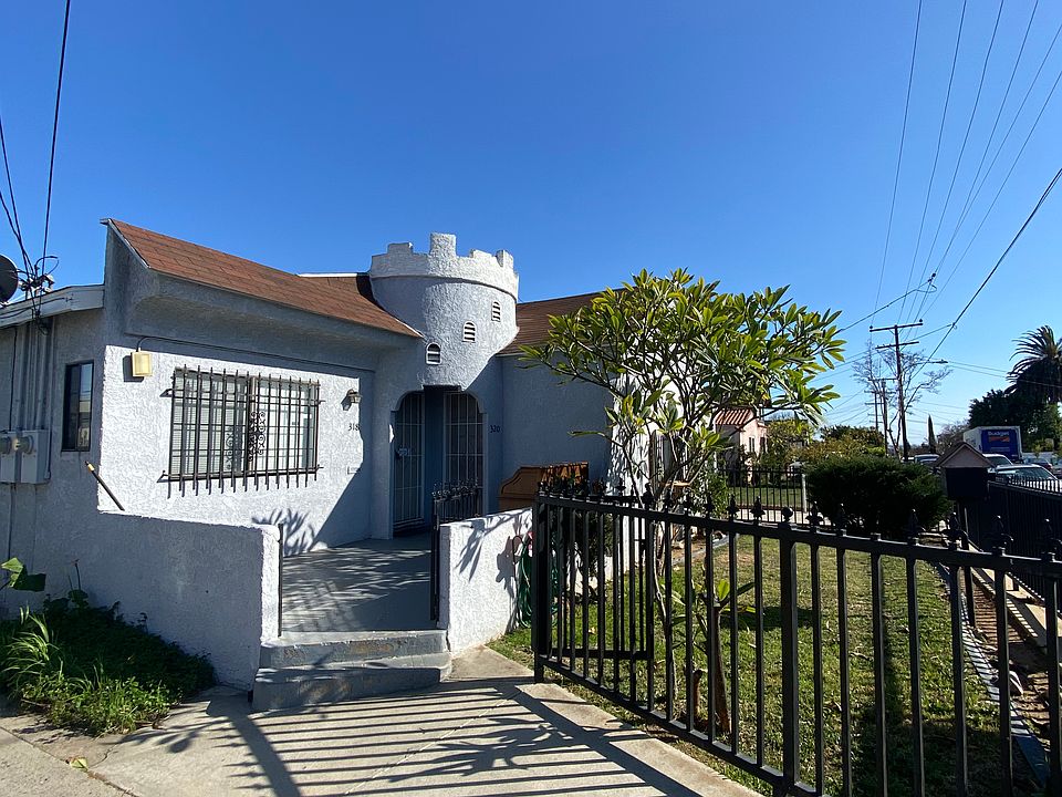 Front of the house_03092021