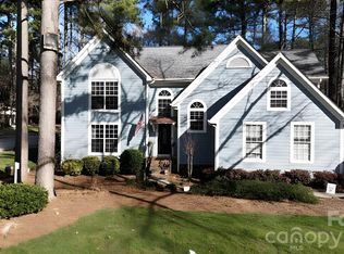 121 Lake Pine Rd, Mooresville, NC 28117