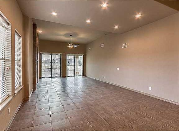 5th image of 5319 Grove East Dr