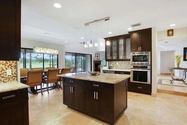 1328 SE Colony Way — Photo 6