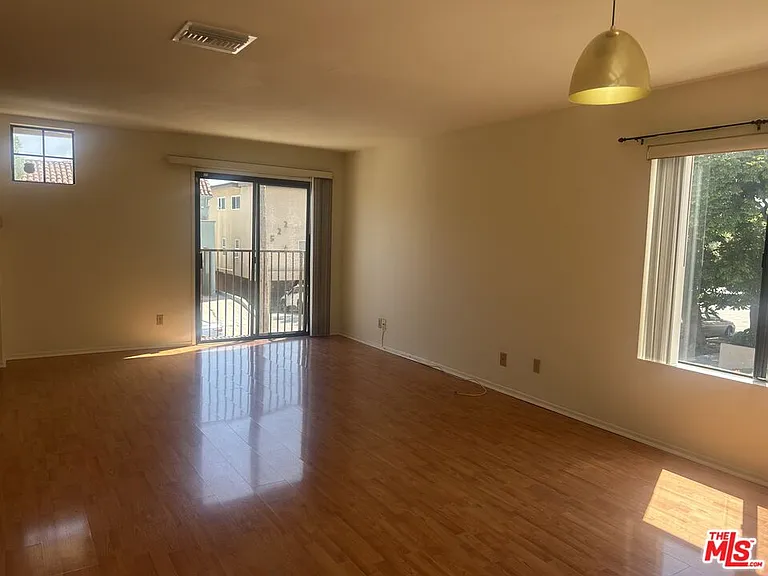 8515 Saturn St #102 — Photo 4
