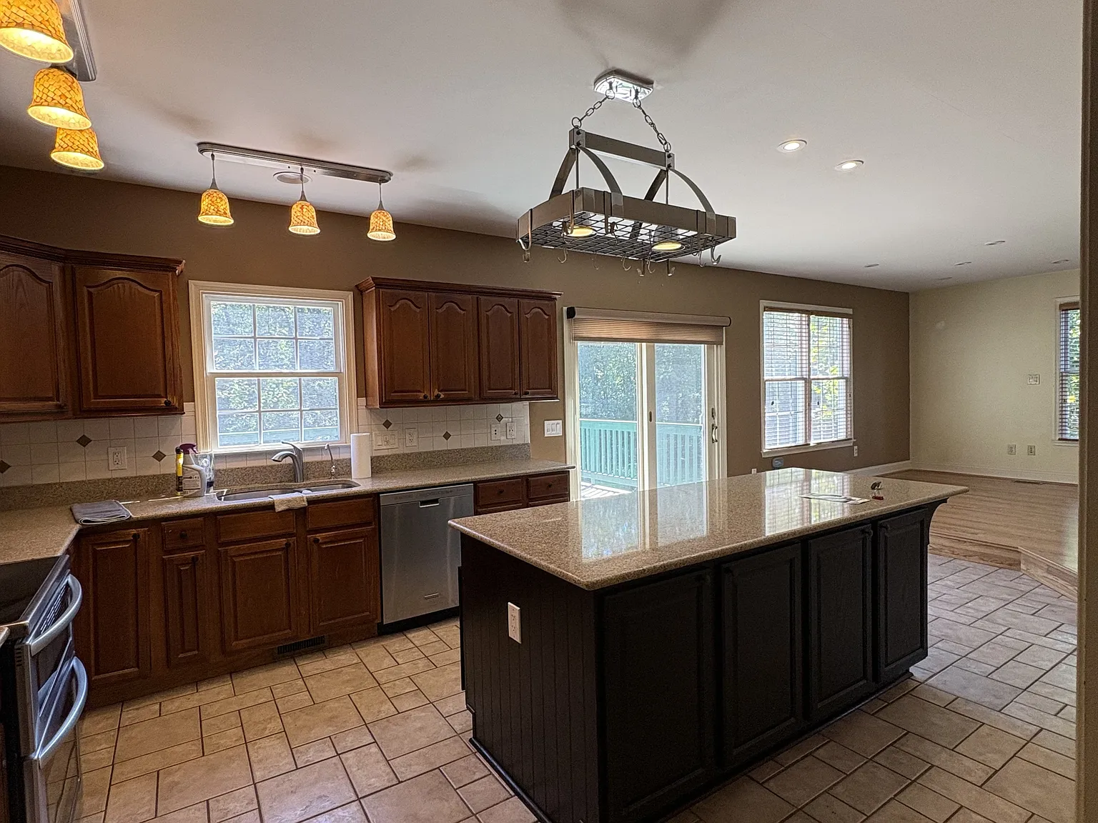 6108 Willow Pond Drive - 1 — Photo 3