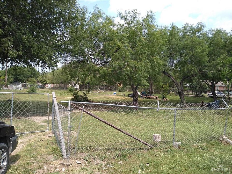2nd image of 1615 Tiffany Ave