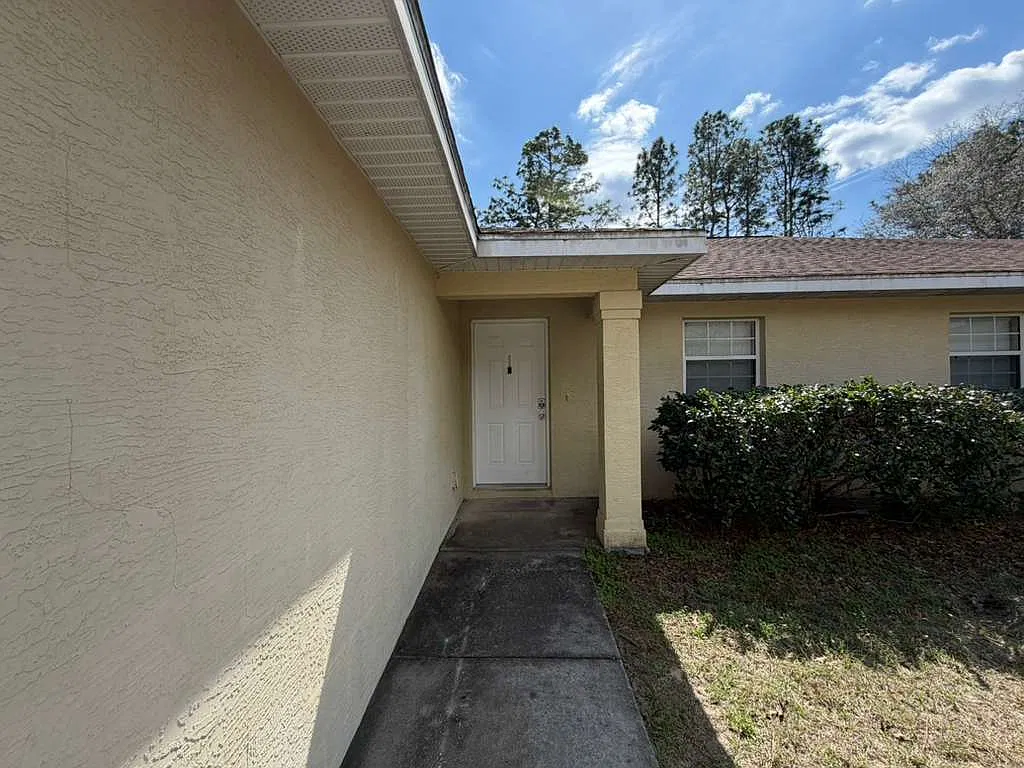 13912 SW 61st Cir — Photo 2