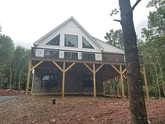 Upg raised w deck