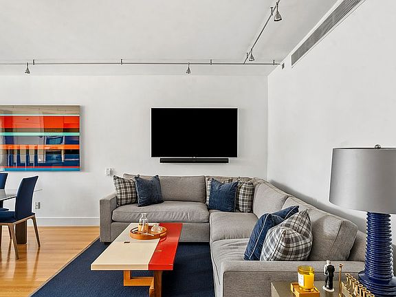 4th image of 145 Lexington Ave APT 8