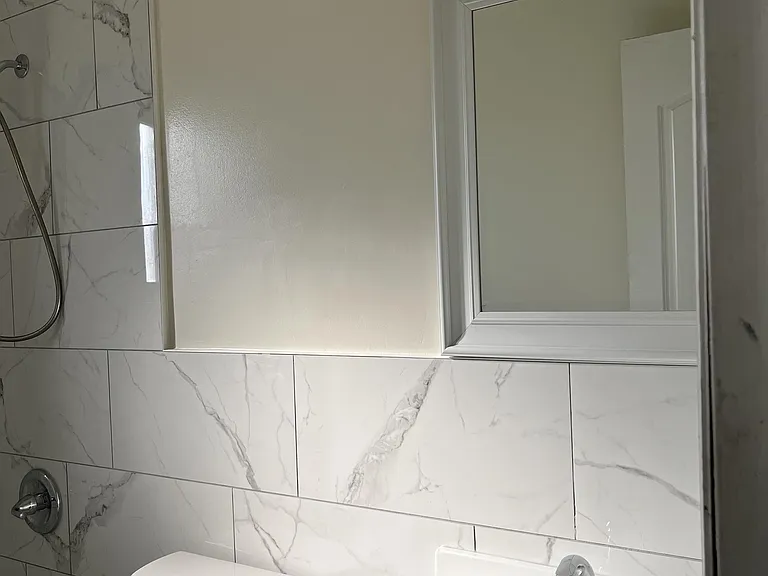 3900 D St SE #301 — Photo 3