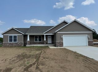 2421 Darah St, Niles, MI 49120