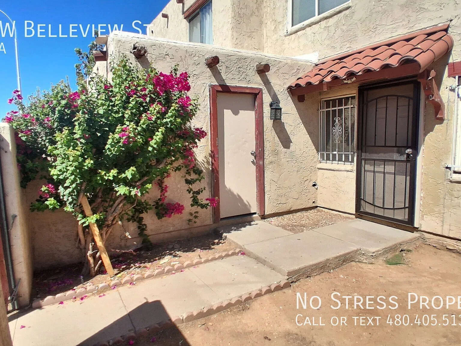 2 Bed Town Home Gated Community! — Photo 3