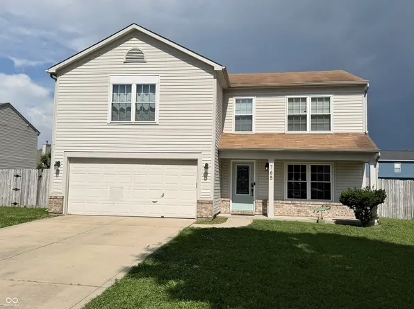 765 Yellowwood Dr, Greenwood, IN 46143