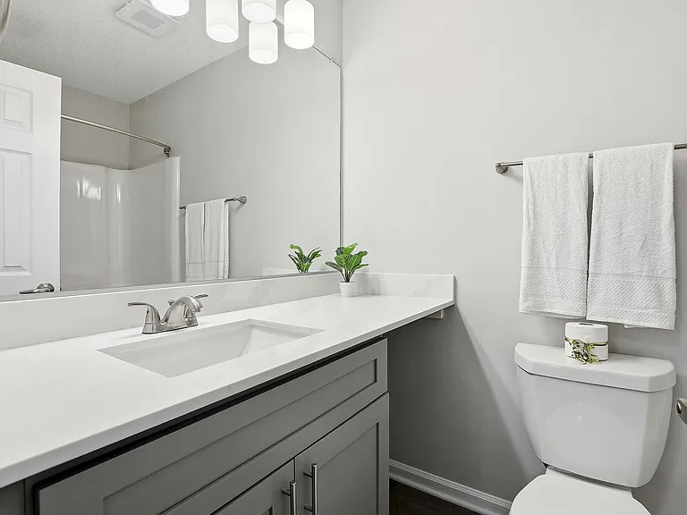 Faris Residences Newnan — Photo 6