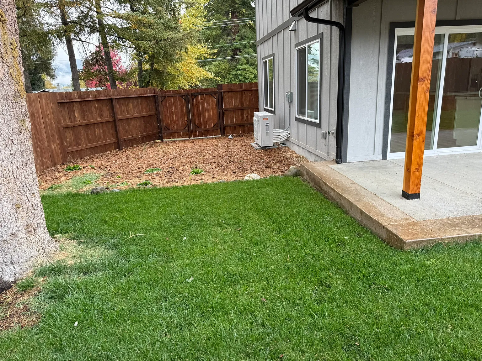 3 bed, 2.5 bath, 1721 sqft, $2,150 — Photo 4